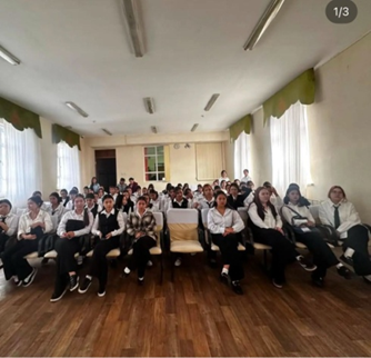 Қыздар жиналысын өткізді